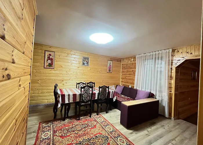 Готель Захід сонця Славське